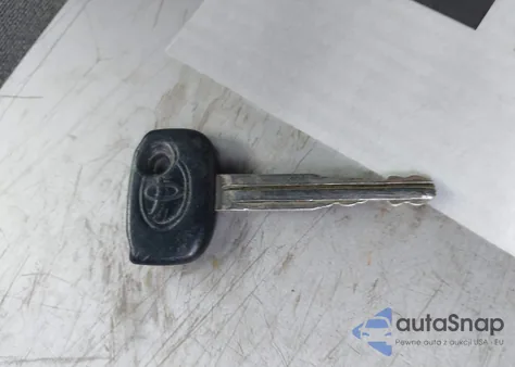 2002 Toyota Tundra Sr5 V8 z USA, uszkodzony, nr VIN 5TBRT34182S272713